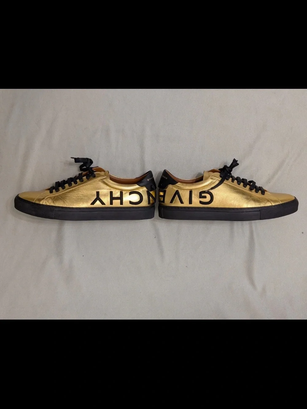 Givenchy Urban Street Sneakers Mens 44 US 11 Gold Metallic Leather Logo Low Top